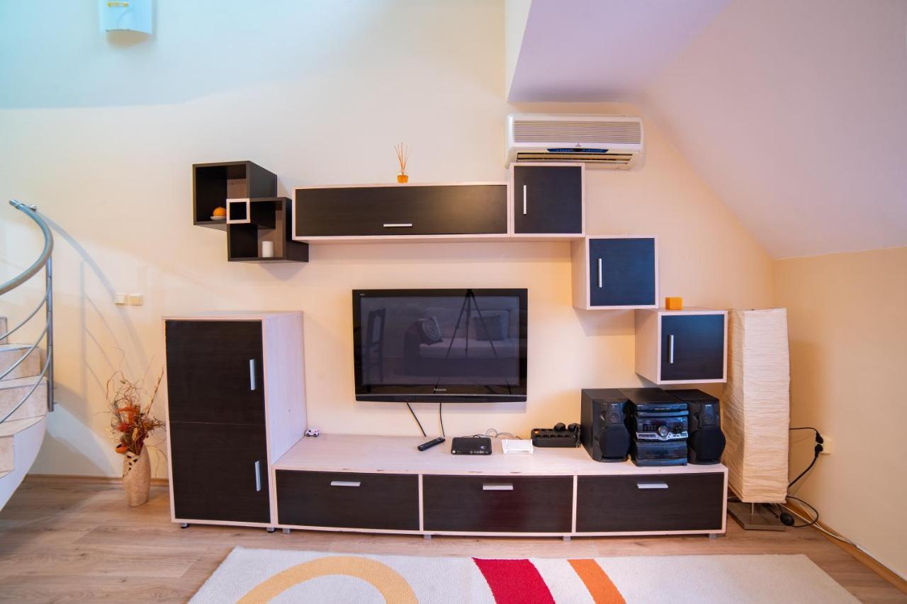 Maisonette Picadilly Varna Esterno foto