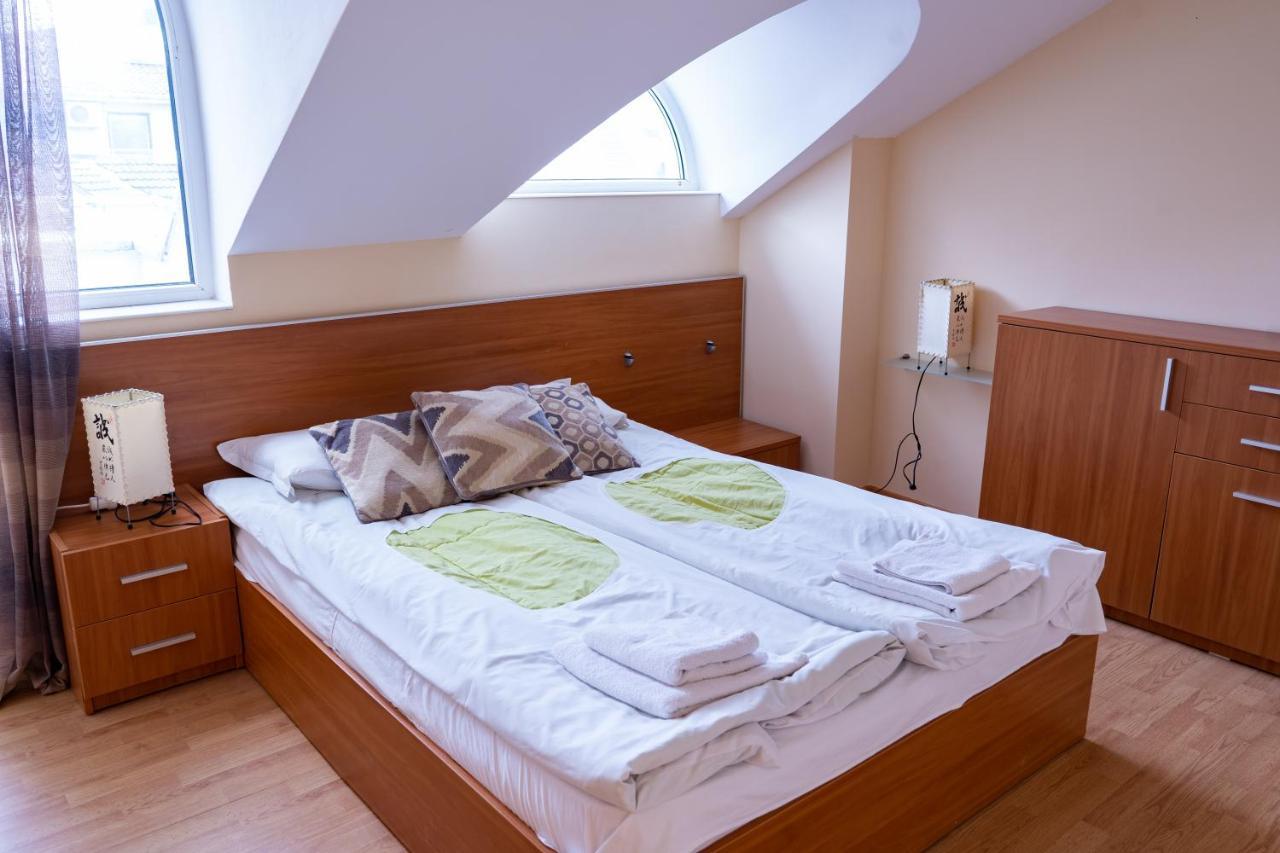 Maisonette Picadilly Varna Esterno foto